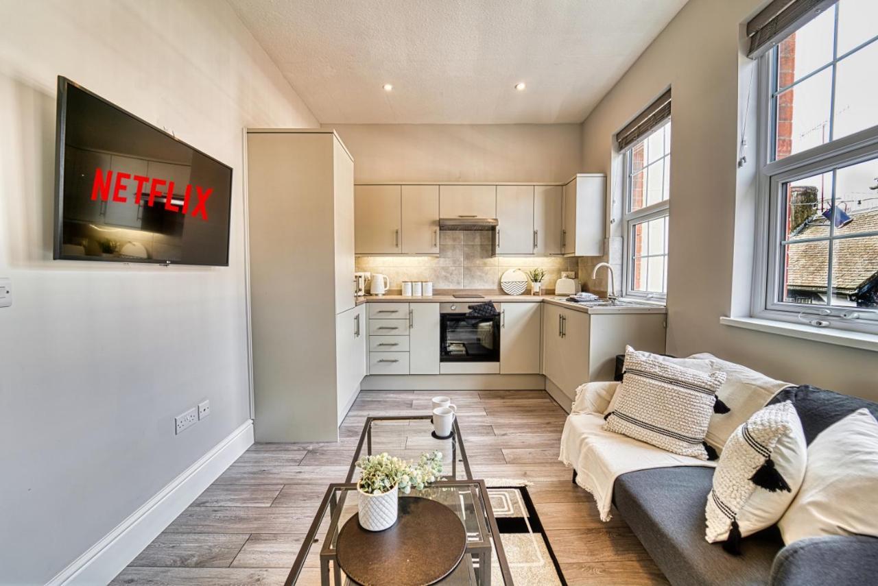 Host & Stay - Taylor Apartment Worcester Bagian luar foto