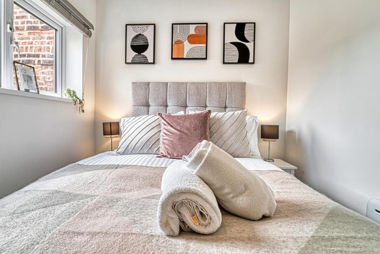 Host & Stay - Taylor Apartment Worcester Bagian luar foto