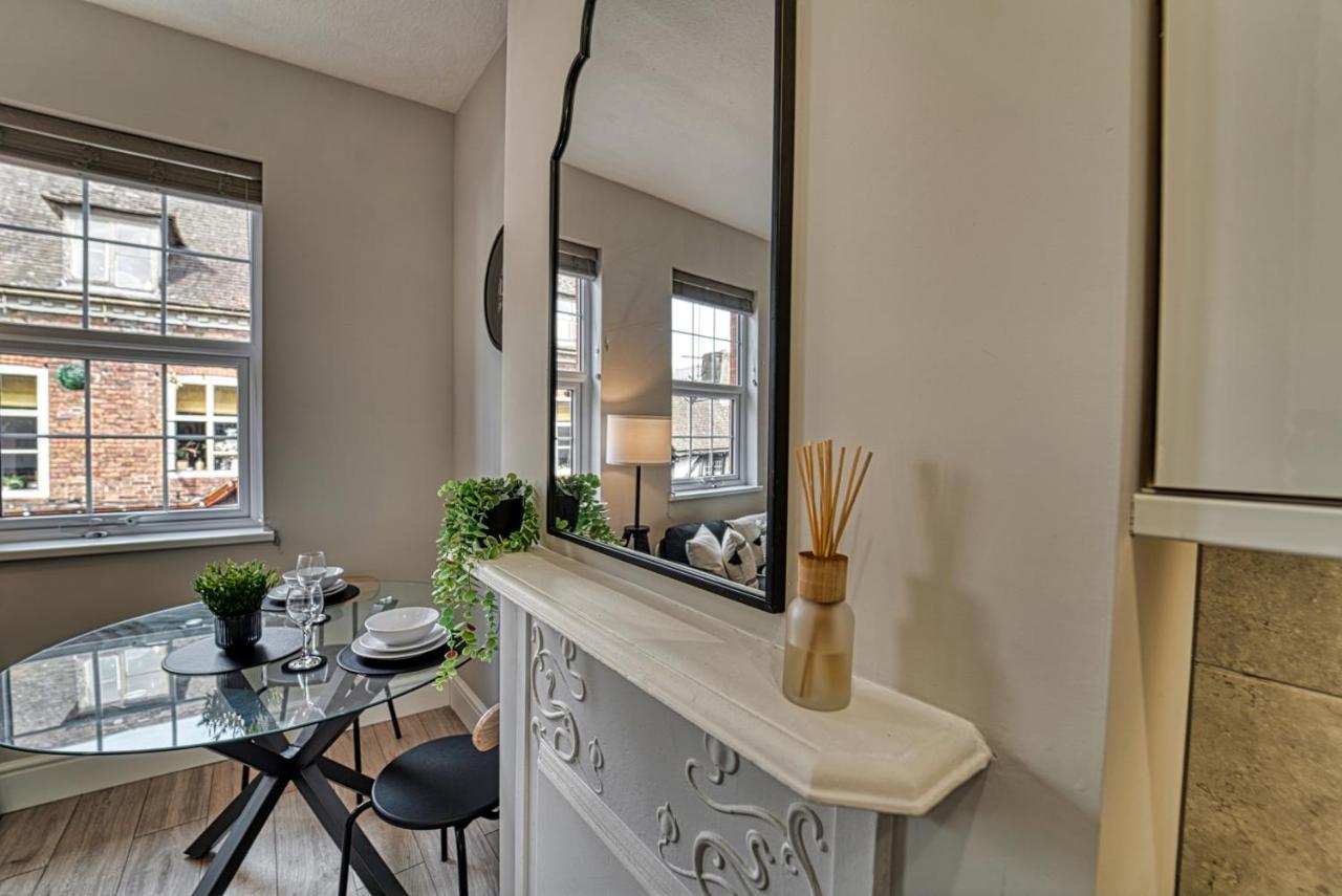 Host & Stay - Taylor Apartment Worcester Bagian luar foto