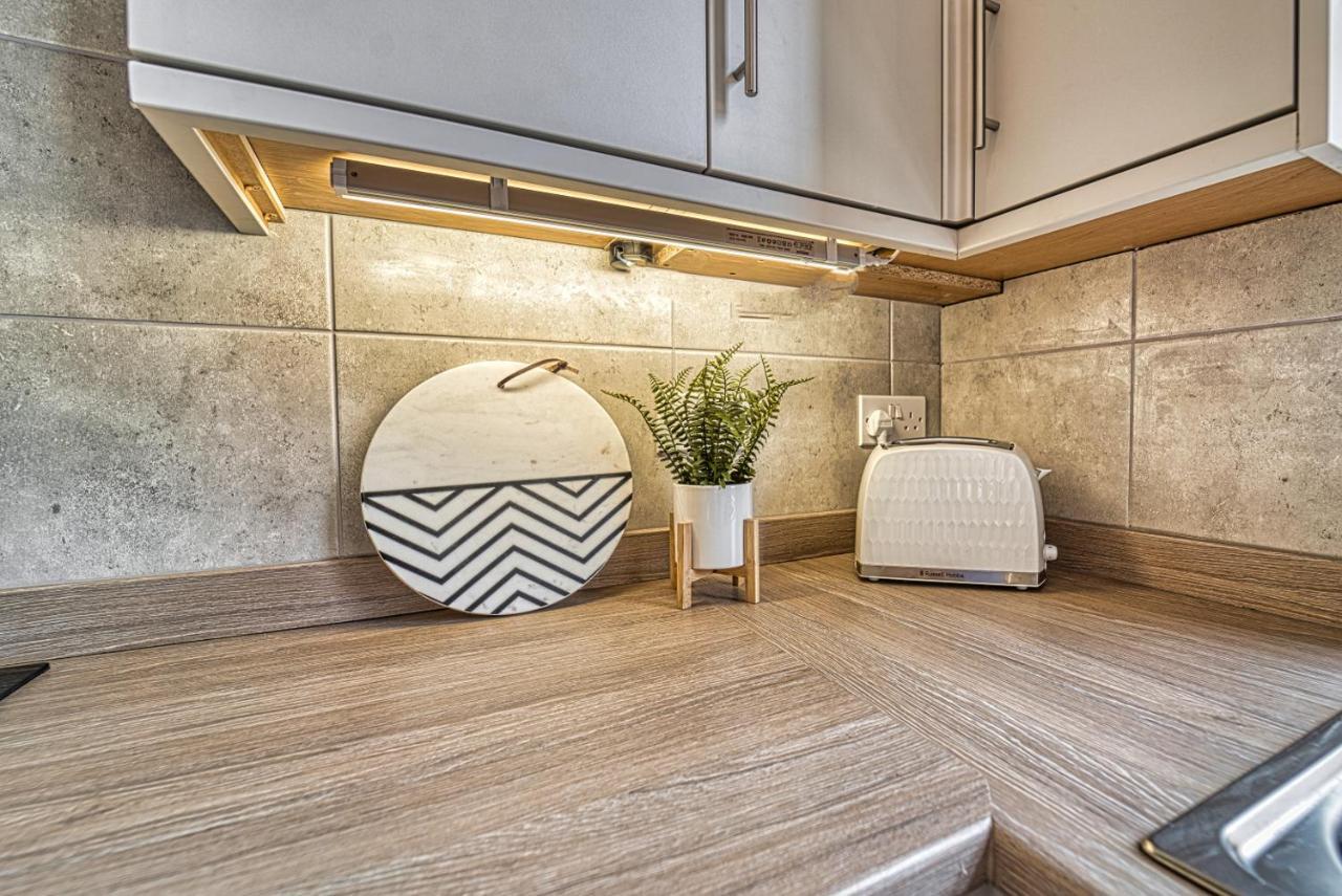 Host & Stay - Taylor Apartment Worcester Bagian luar foto