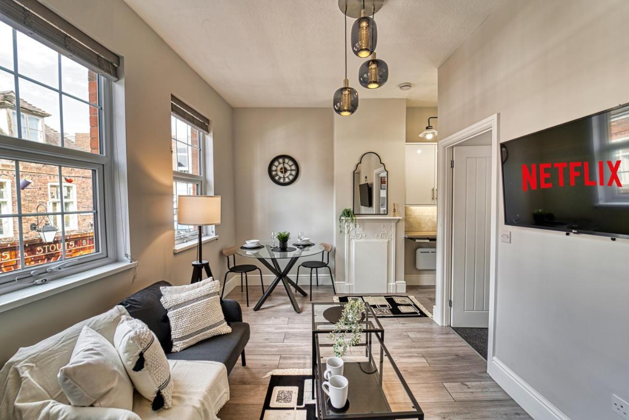 Host & Stay - Taylor Apartment Worcester Bagian luar foto